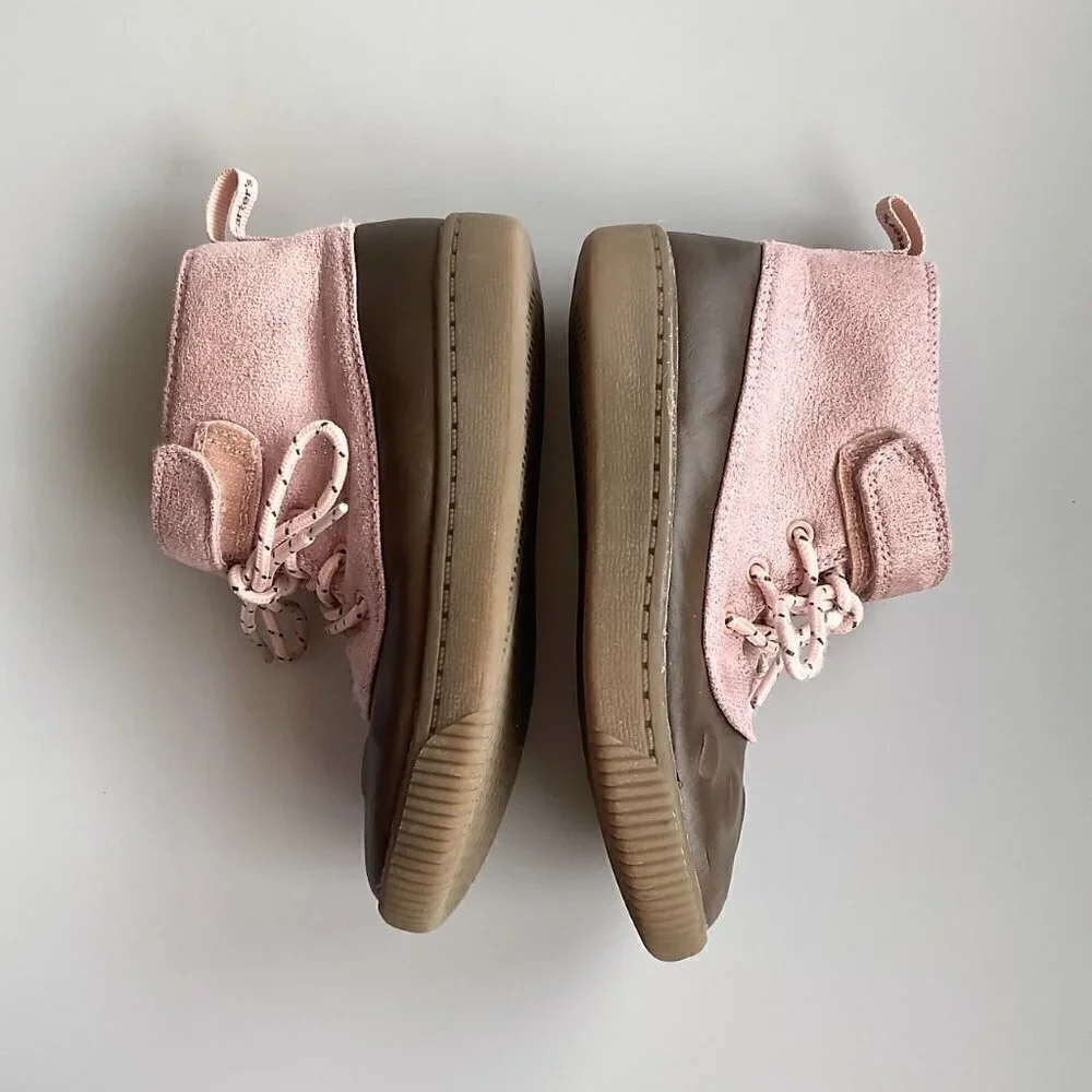 PINK FROST DUCK BOOTS GUC
